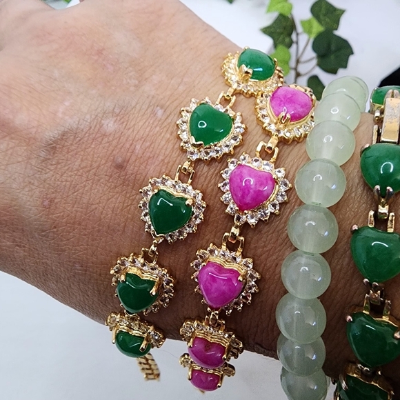 Gold with Pink Jade Hearts Bracelet - Picture 7 of 7
